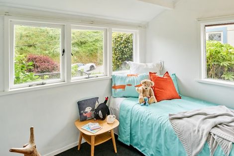 Photo of property in 24 Butt Street, Brooklyn, Wellington, 6021