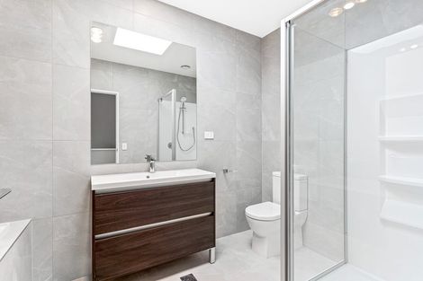 Photo of property in 26 Cambie Avenue, Red Beach, 0932