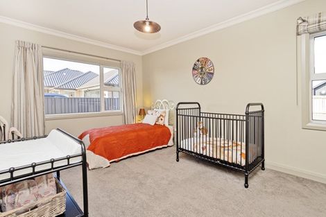 Photo of property in 9 Barker Place, Waikiwi, Invercargill, 9810