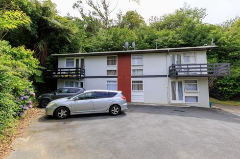Photo of property in 9 Epsom Way, Karori, Wellington, 6012