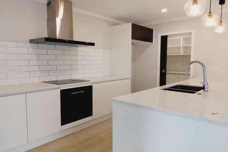 Photo of property in 27 Leathem Crescent, Pokeno, 2402