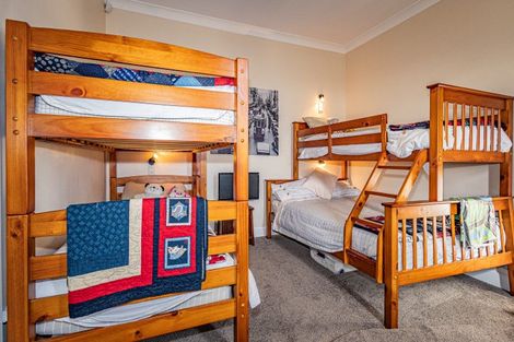 Photo of property in 100 Ruapehu Road, Ohakune, 4625