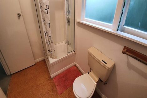 Photo of property in 43 Kirkwood Avenue, Upper Riccarton, Christchurch, 8041