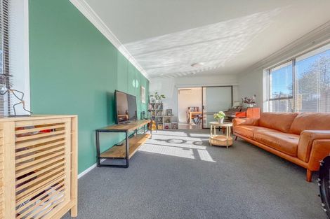 Photo of property in 1/292 Greers Road, Bishopdale, Christchurch, 8053