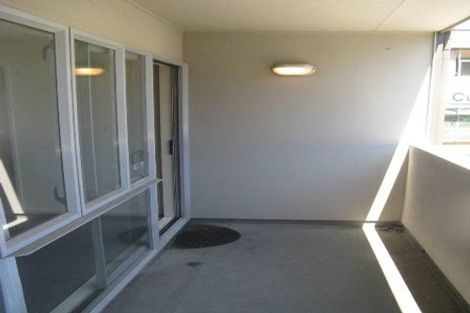 Photo of property in 4/27 Drummond Street, Mount Cook, Wellington, 6021