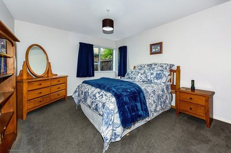Photo of property in 22 Felstead Place, Avonhead, Christchurch, 8042