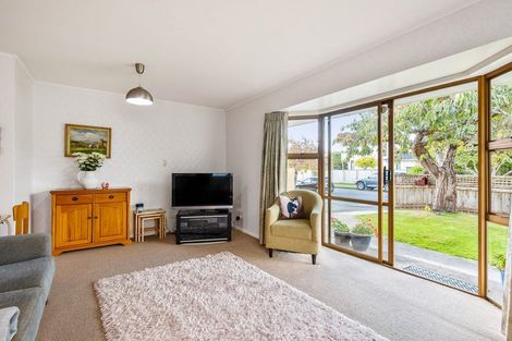Photo of property in 41a-b Andrew Street, Waikanae, 5036