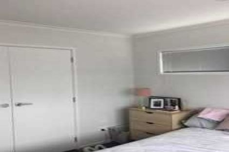 Photo of property in 21/10 Burrows Place, Frankton, Hamilton, 3204