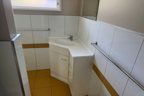 Photo of property in 76 Fitzwater Place, Henderson, Auckland, 0612