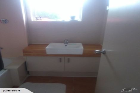 Photo of property in 42 Southsea Crescent, Silverdale, Hamilton, 3216