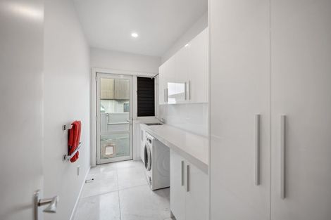 Photo of property in 47 Saltburn Road, Milford, Auckland, 0620