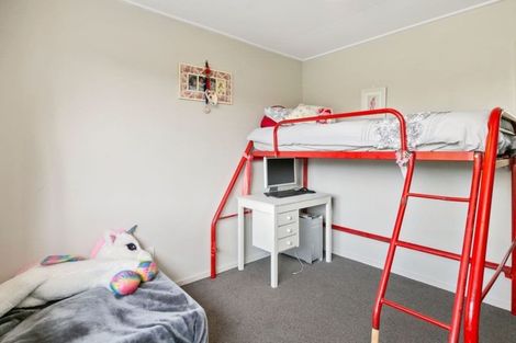 Photo of property in 52 Langstone Street, Welcome Bay, Tauranga, 3112