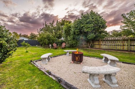 Photo of property in 32 William Benton Street, Featherston, 5710