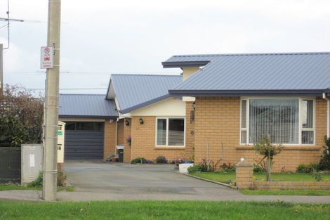 Photo of property in 65 Bainfield Road, Waikiwi, Invercargill, 9810