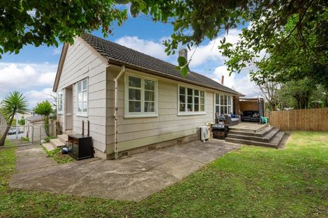 Photo of property in 8 Huxley Place, Glen Innes, Auckland, 1072
