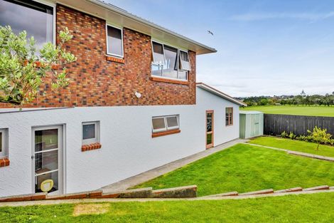 Photo of property in 12a Julian Place, Westown, New Plymouth, 4310