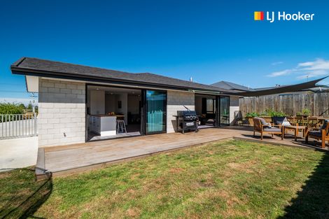 Photo of property in 94 Main Road, Fairfield, Dunedin, 9018