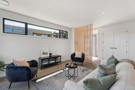 Photo of property in 21 Fenton Avenue, Wanaka, 9305