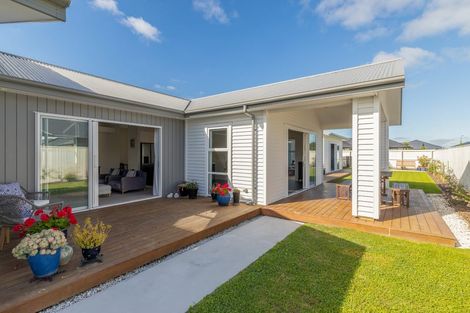 Photo of property in 16 Raptor Street, Rolleston, 7615