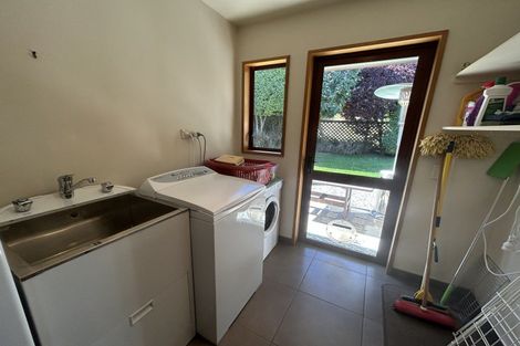 Photo of property in 10 Scaife Place, Wanaka, 9305