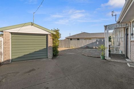 Photo of property in 305 Lake Terrace Road, Shirley, Christchurch, 8061