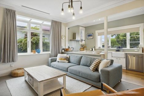 Photo of property in 19 Pretoria Avenue, Saint Clair, Dunedin, 9012