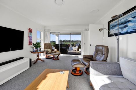 Photo of property in 60 Turangi Road, Motunui, Waitara, 4383