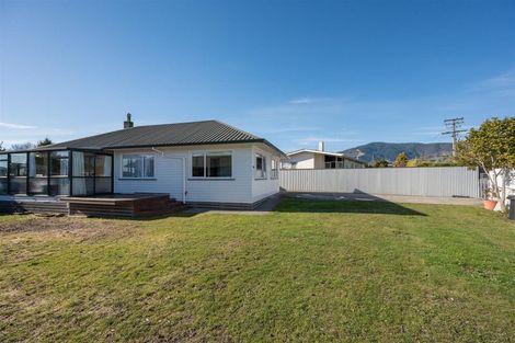Photo of property in 57 Songer Street, Stoke, Nelson, 7011