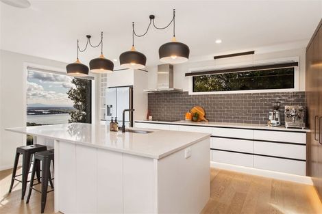 Photo of property in 2 John Monck Lane, Redcliffs, Christchurch, 8081