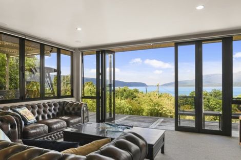 Photo of property in 132 Spencer Road, Lake Tarawera, Rotorua, 3076