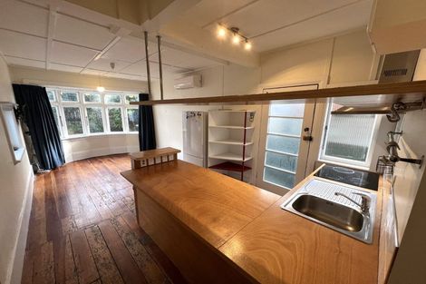 Photo of property in 83 Apu Crescent, Lyall Bay, Wellington, 6022