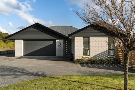 Photo of property in 8 Conniston Way, Pyes Pa, Tauranga, 3112