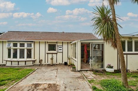 Photo of property in 1010 Makara Road, Makara Beach, Karori, 6972