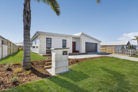 Photo of property in 105 The Boulevard, Papamoa Beach, Papamoa, 3118