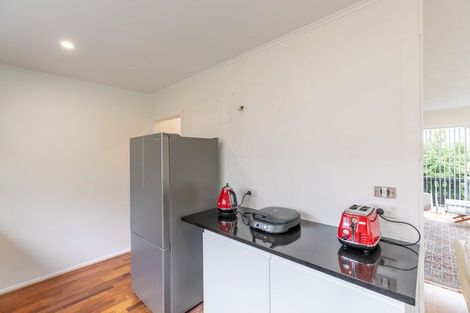 Photo of property in 42 Cyclarama Crescent, Massey, Auckland, 0614