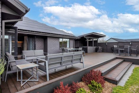 Photo of property in 37 Braeburn Crescent, Swannanoa, Kaiapoi, 7692