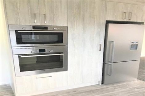 Photo of property in 3/13 Fillis Street, New Plymouth, 4310