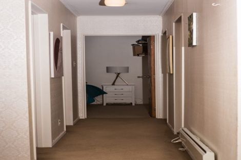 Photo of property in 110 Taylor Terrace, Tawa, Wellington, 5028