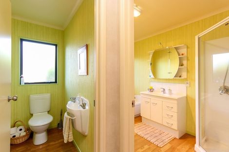 Photo of property in 1 Rotokare Crescent, Whalers Gate, New Plymouth, 4310