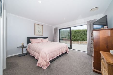 Photo of property in 5 Waimarama Court, Roslyn, Palmerston North, 4414