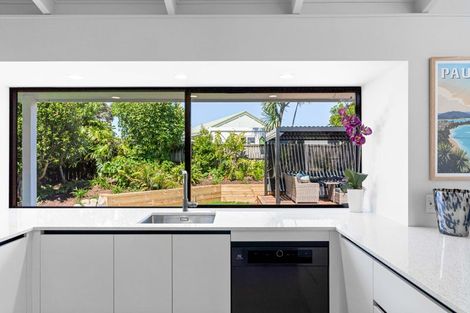 Photo of property in 161 Vista Paku, Pauanui, Hikuai, 3579