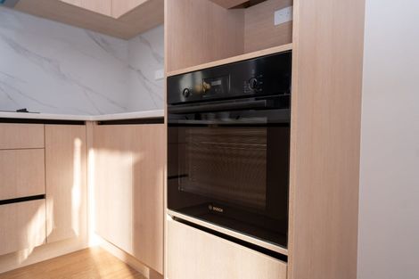 Photo of property in 18b Sunnyhill Crescent, Sunnyhills, Auckland, 2010