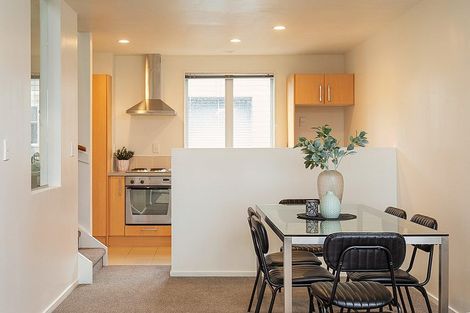 Photo of property in 13 Albionvale Road, Glen Eden, Auckland, 0602