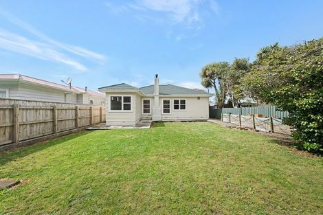 Photo of property in 69 Trelissick Crescent, Ngaio, Wellington, 6035