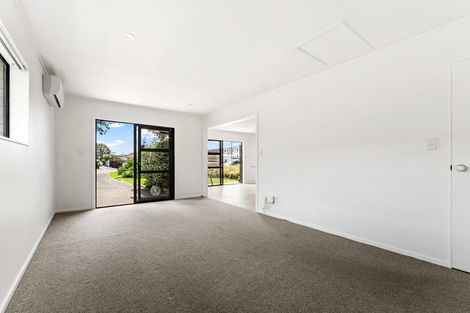 Photo of property in 12 Riverside Road, Orewa, 0931