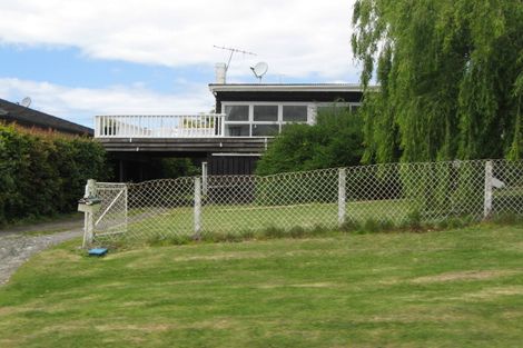 Photo of property in 57 Tindalls Bay Road, Tindalls Beach, Whangaparaoa, 0930