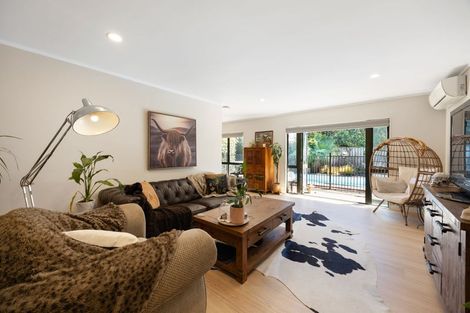 Photo of property in 28 Bouverie Crescent, Flagstaff, Hamilton, 3210