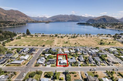 Photo of property in 135 Upton Street, Wanaka, 9305