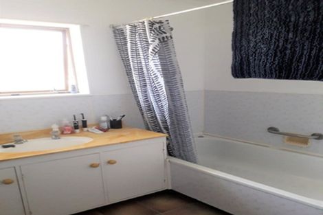 Photo of property in 4/23 Roulston Street, Pukekohe, 2120