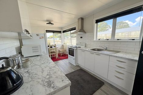 Photo of property in 28 Victor Street, Dannevirke, 4930